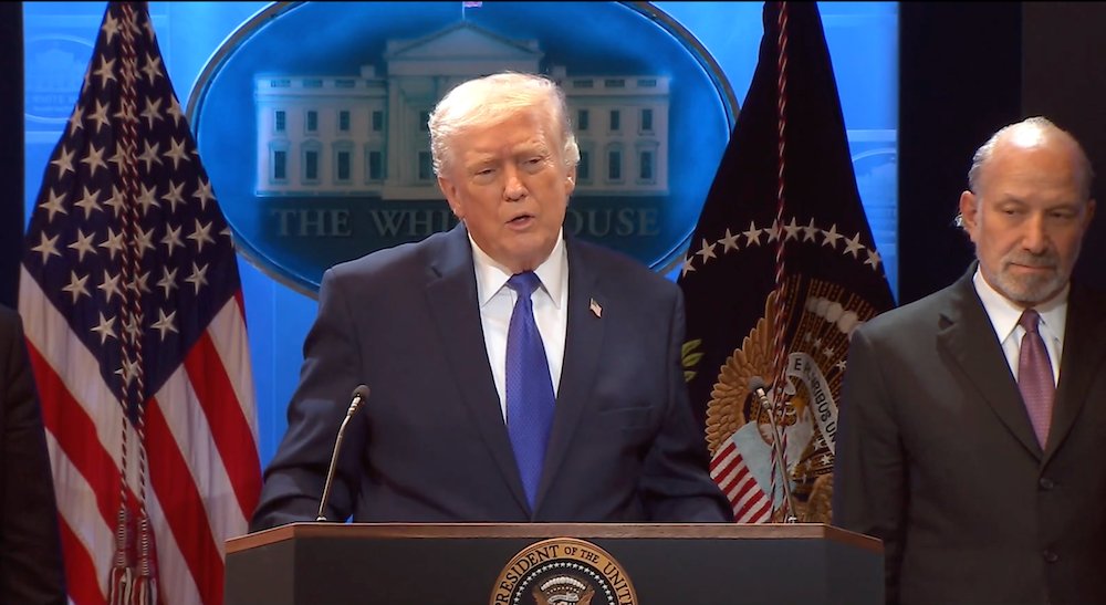 Trump ရဲ့ ကမ္ဘာလုံးဆိုင်ရာ 10% အကောက်ခွန်အသစ်